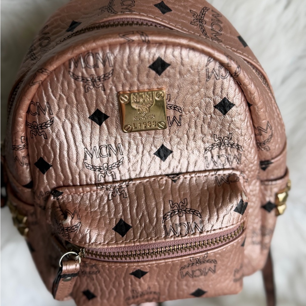 MCM Stark Bebe Boo X-Mini Backpack Metallic Rose Monogram Pink Visetos Leather - Picture 4 of 13
